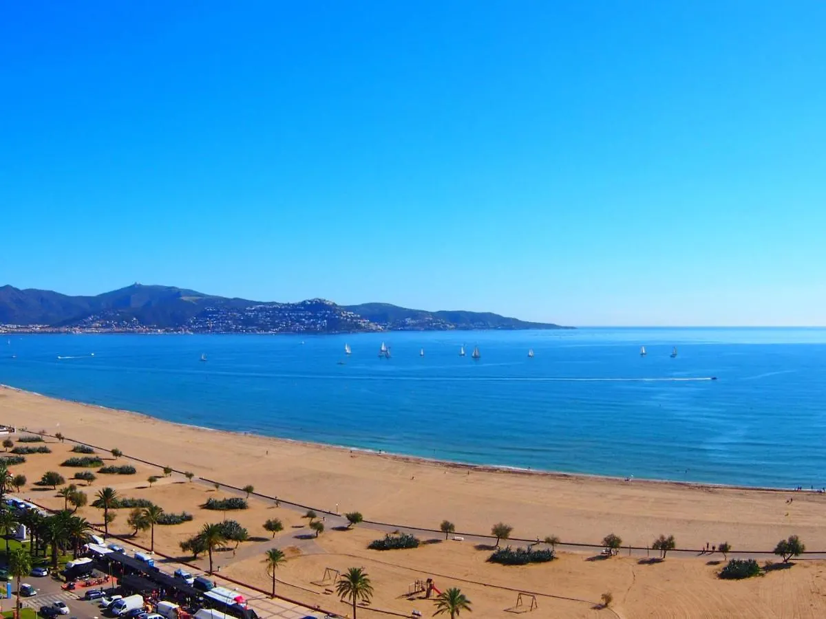 Apartment Cristal Mar Empuriabrava Spain