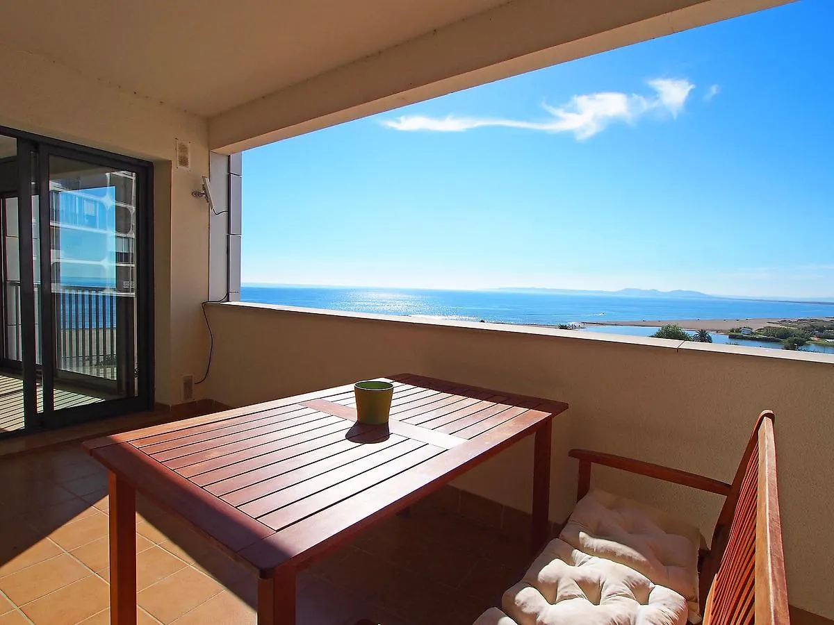 Apartment Cristal Mar Empuriabrava